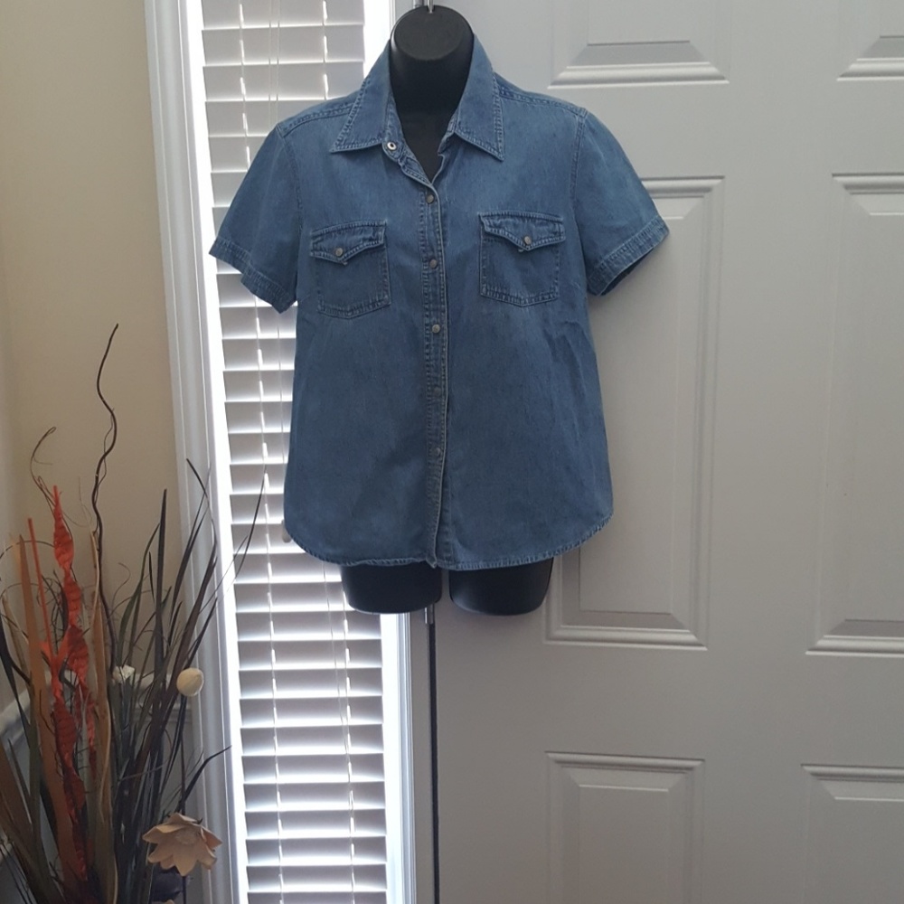 Blue jean shirt